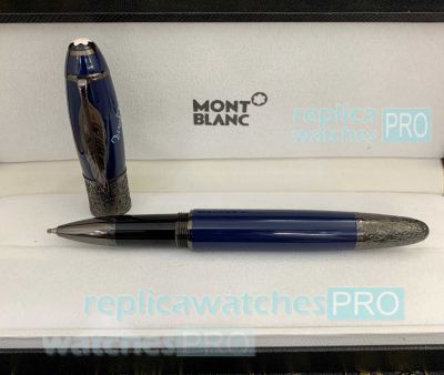 Replica Mont blanc Blue and  Black Daniel Defoe Rollerball Pen